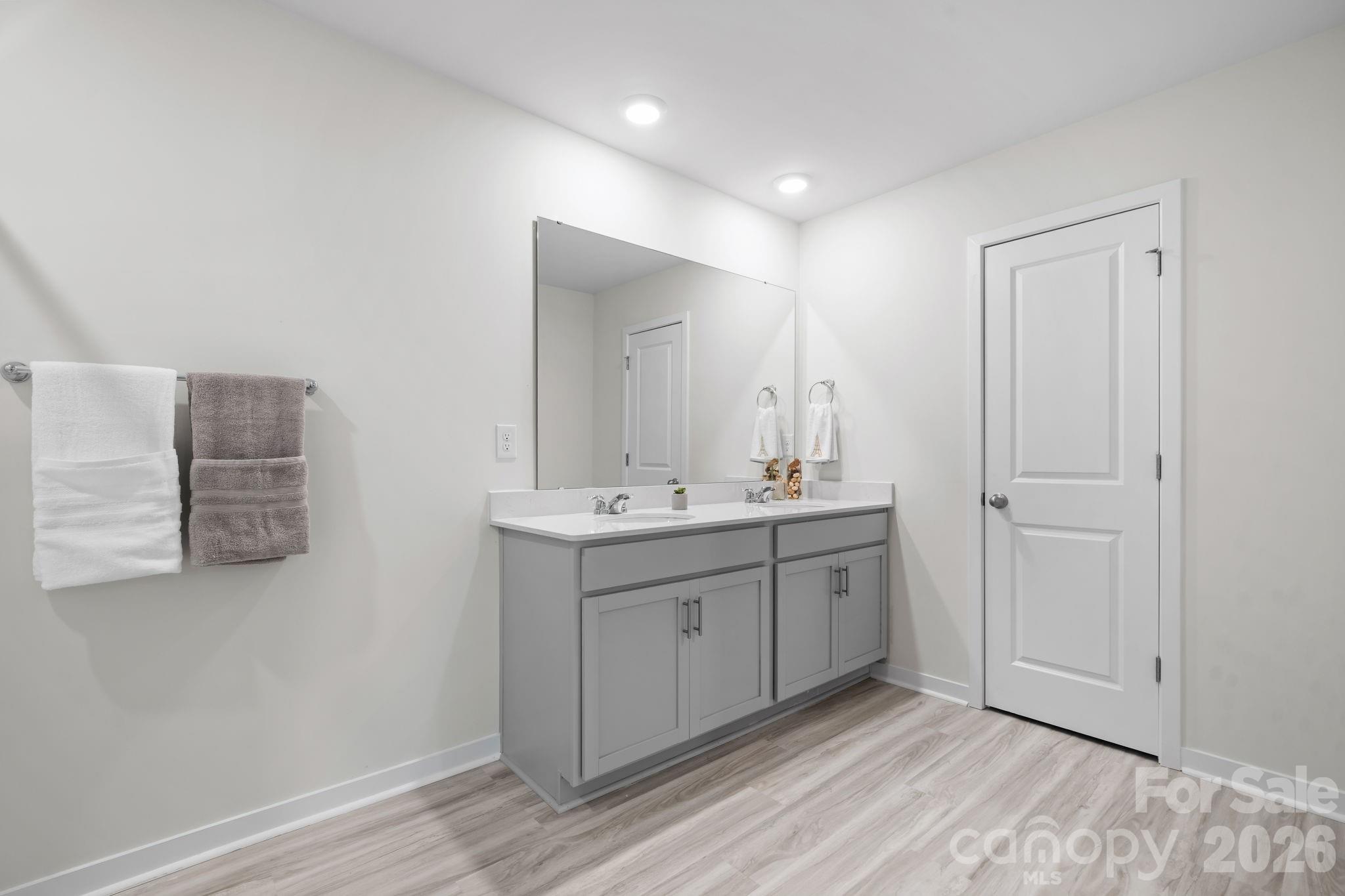 534 13th Avenue Drive NE — Hickory