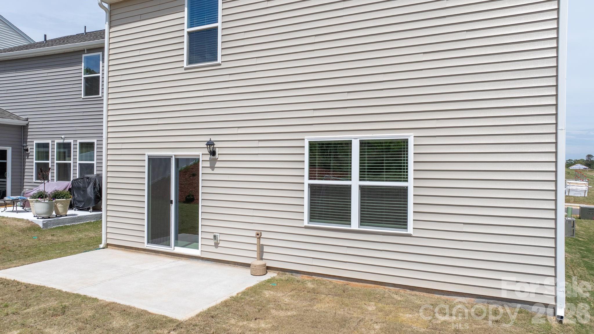 534 13th Avenue Drive NE — Hickory