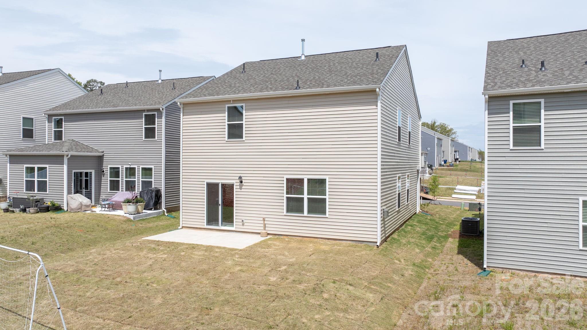 534 13th Avenue Drive NE — Hickory