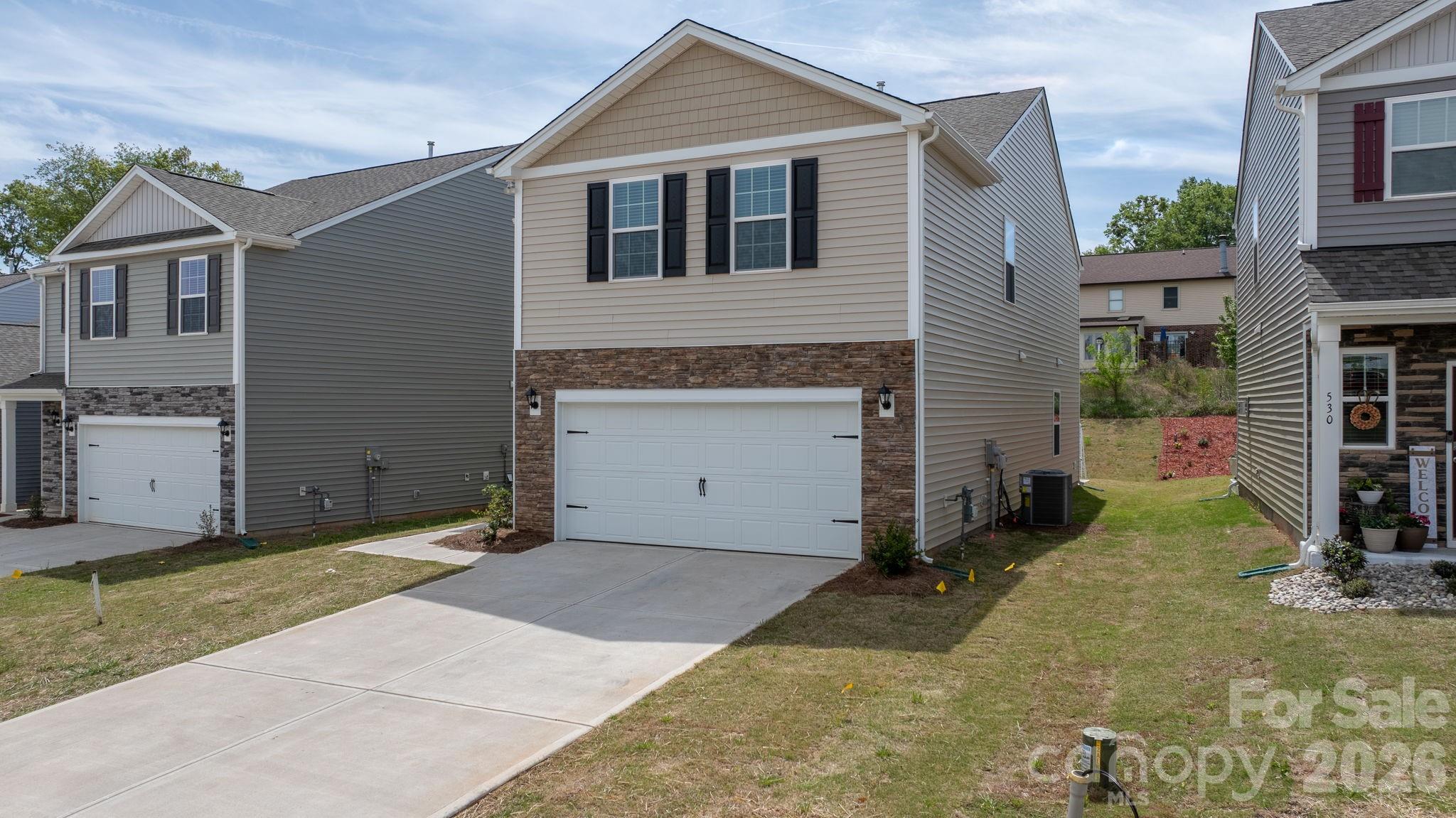 534 13th Avenue Drive NE — Hickory