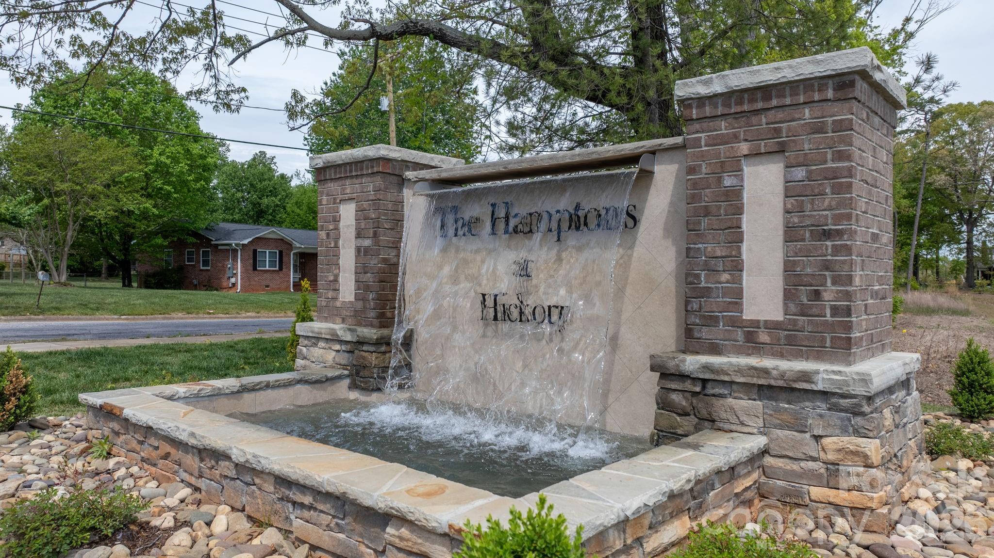534 13th Avenue Drive NE — Hickory