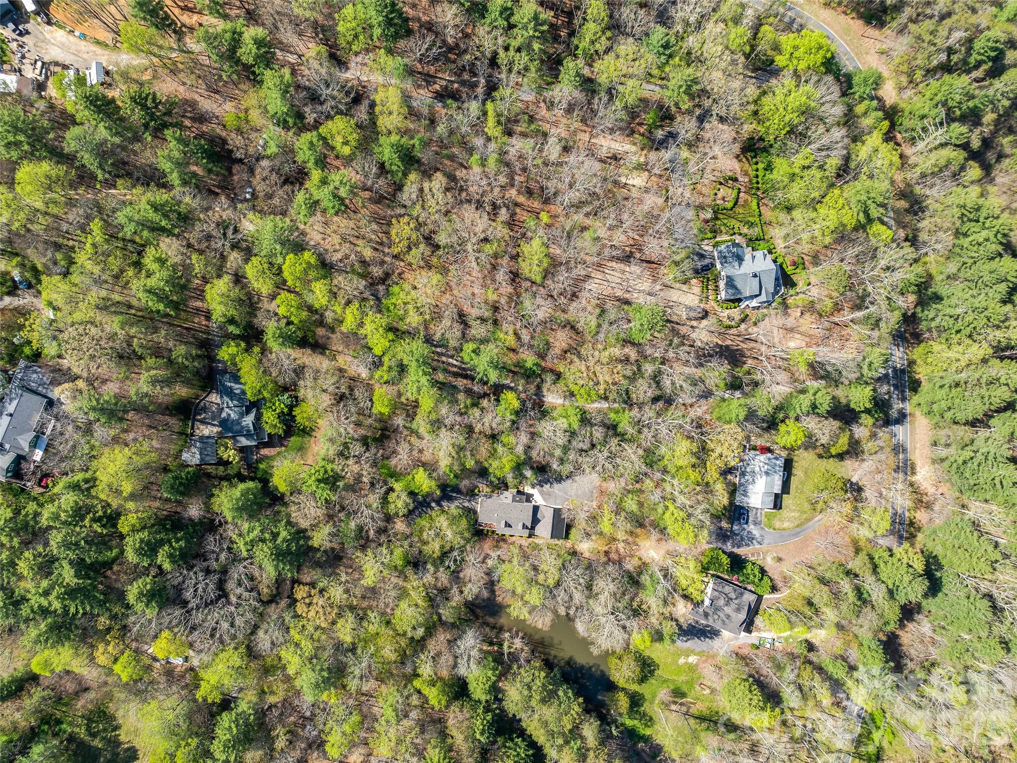18 Thousand Oaks Boulevard — Fairview