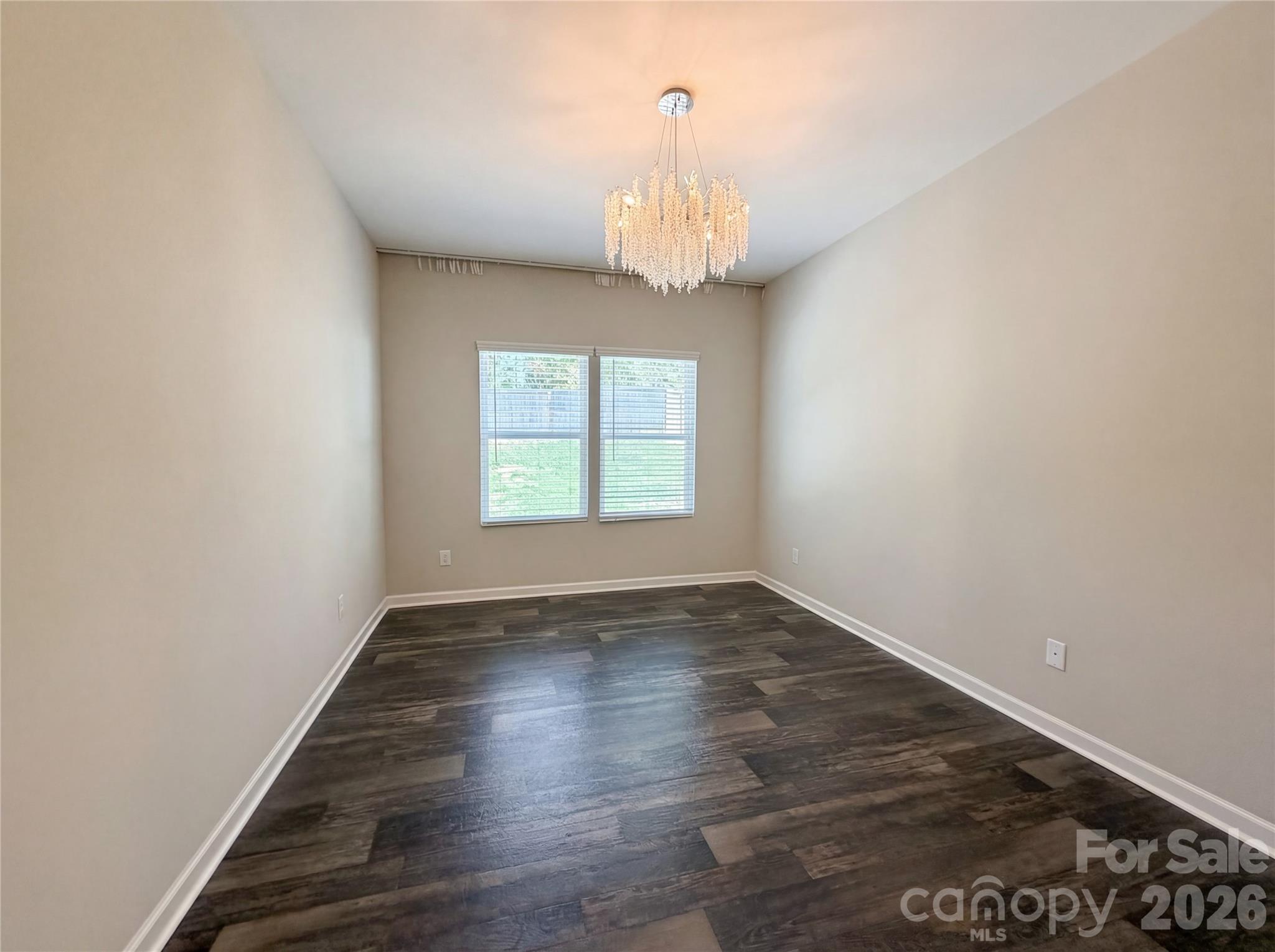 2825 Kinloch Court — Clover