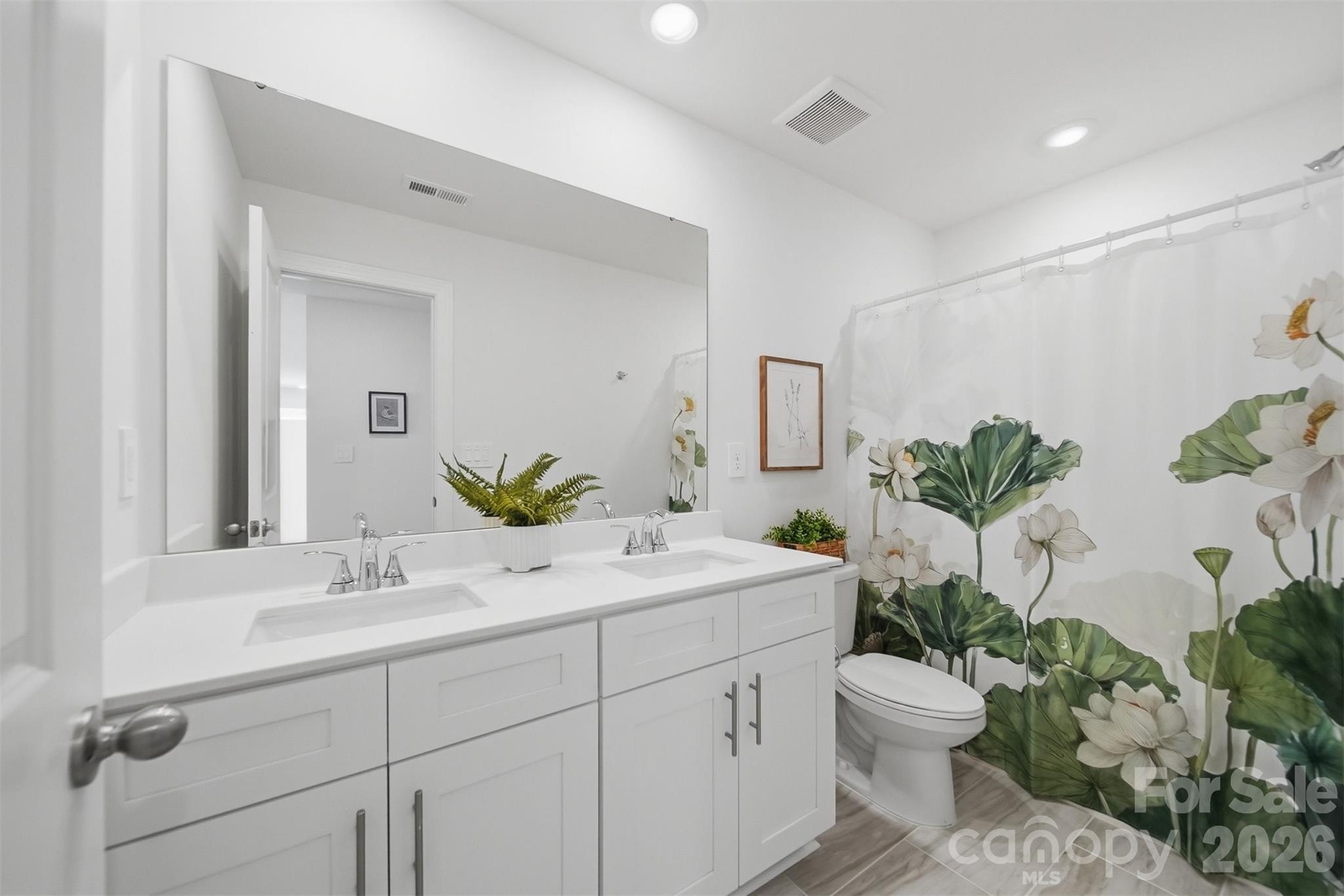 2076 Sunflower Circle — Newton