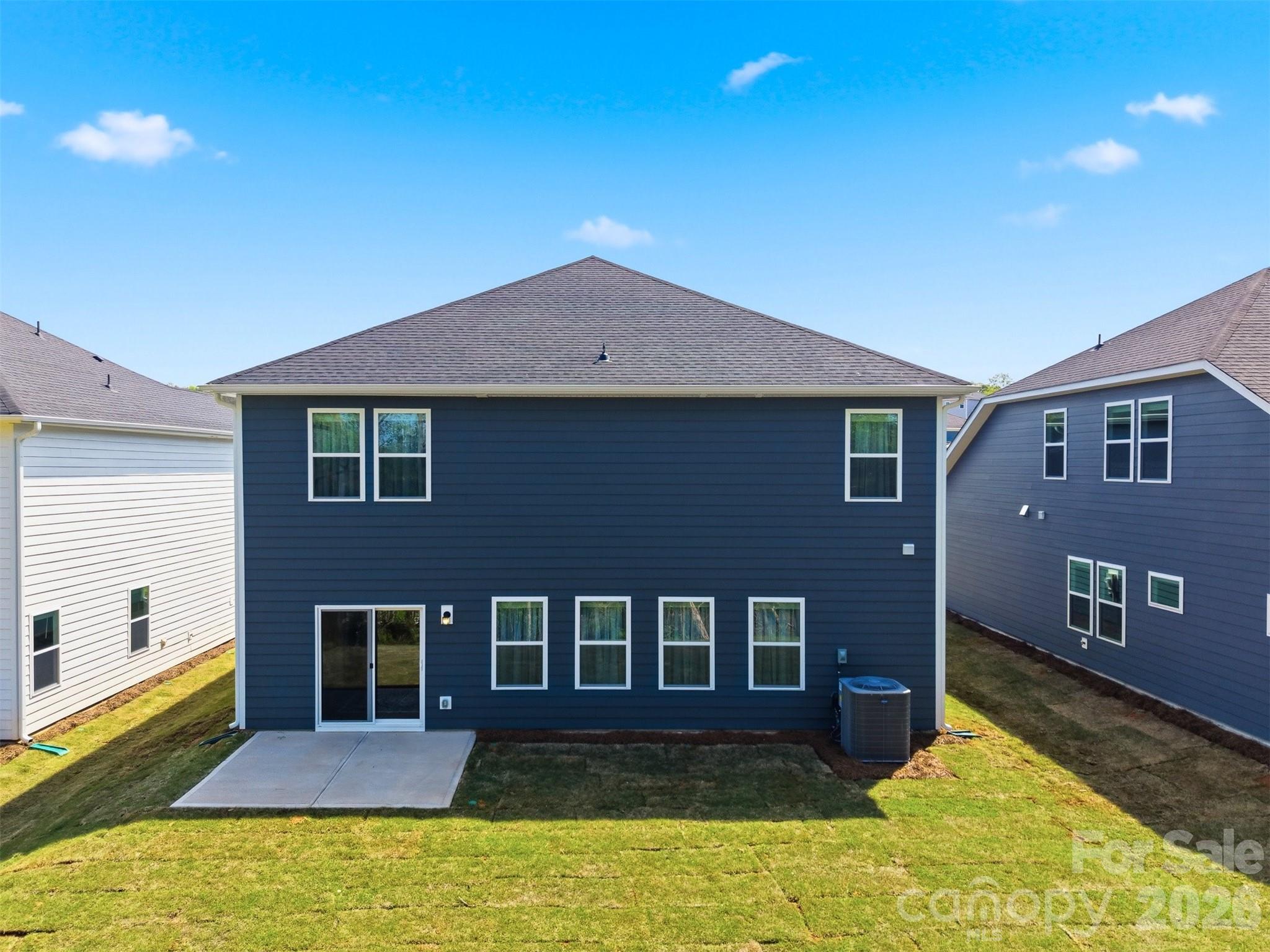2076 Sunflower Circle — Newton
