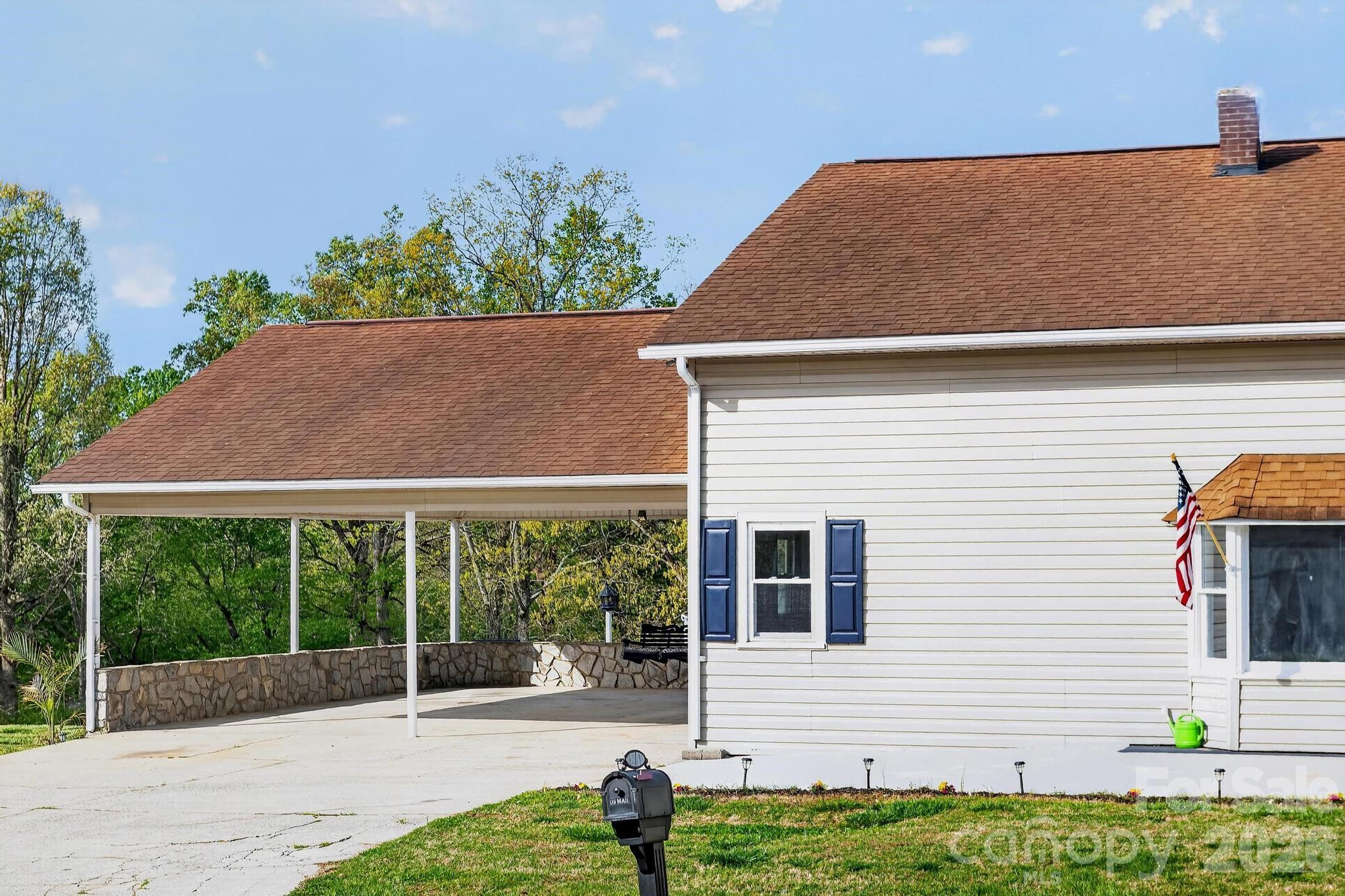 4163 Horseshoe Bend Road — Hudson