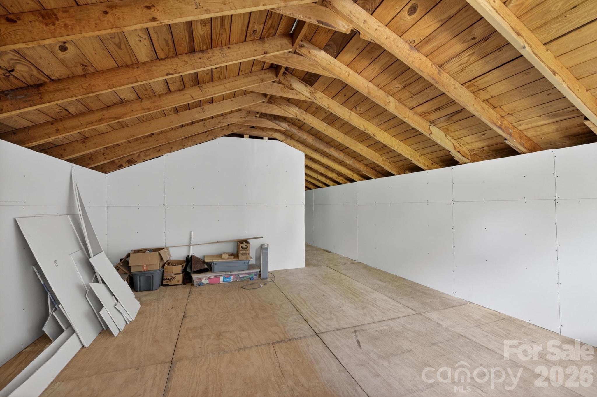 4163 Horseshoe Bend Road — Hudson
