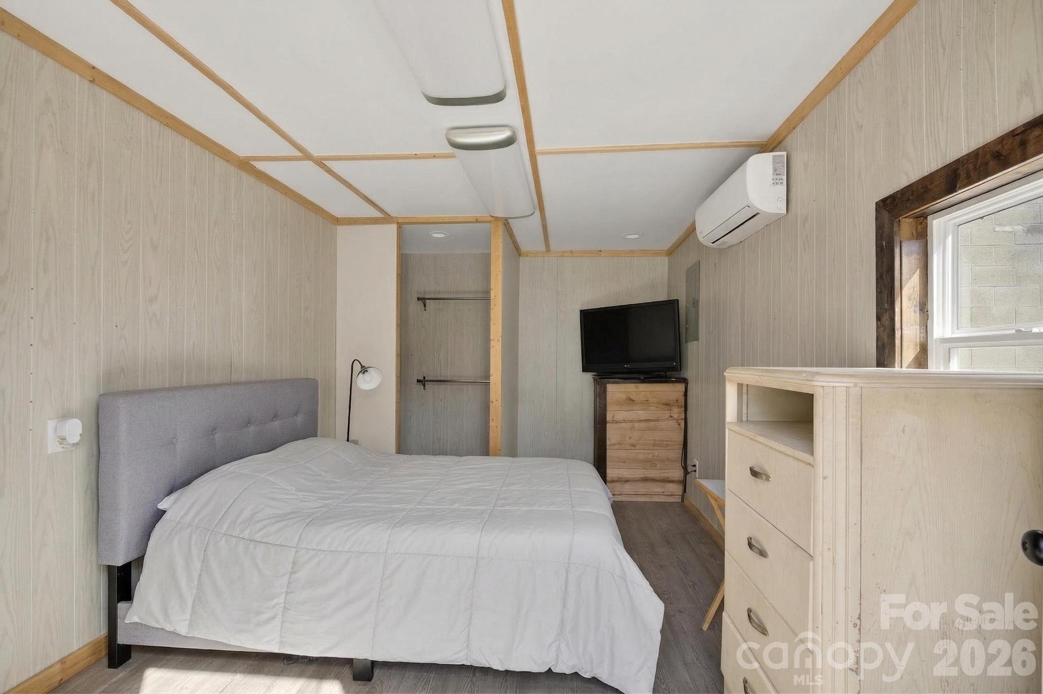 4163 Horseshoe Bend Road — Hudson