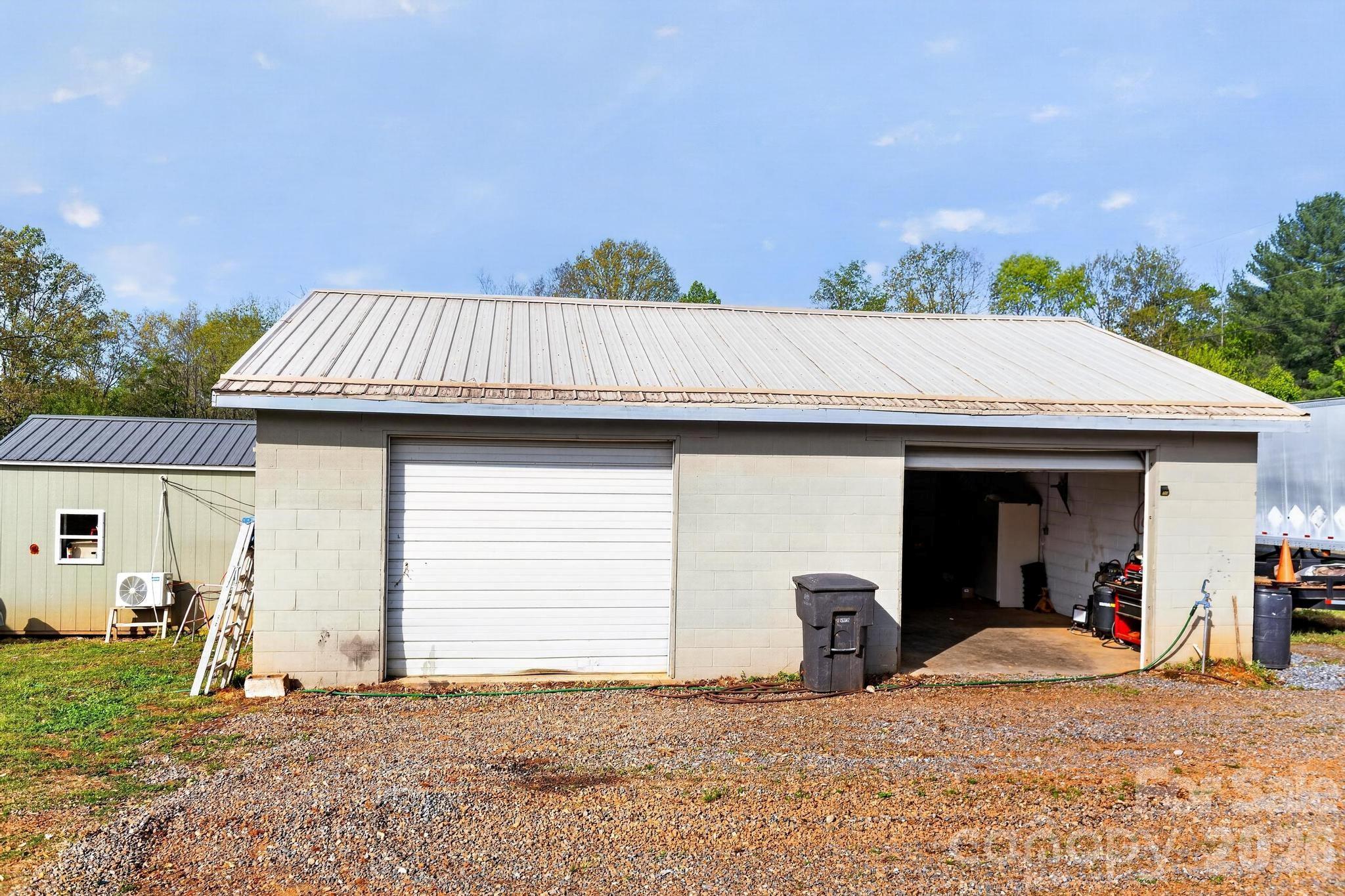 4163 Horseshoe Bend Road — Hudson