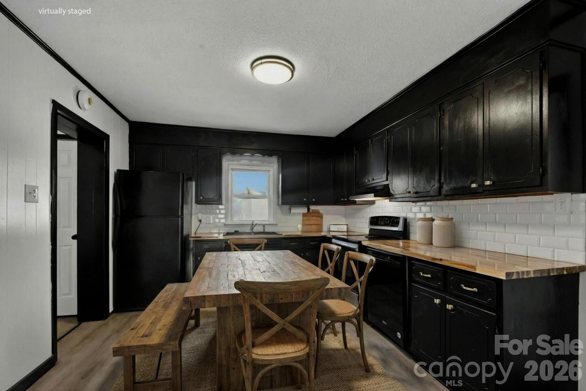 4163 Horseshoe Bend Road — Hudson