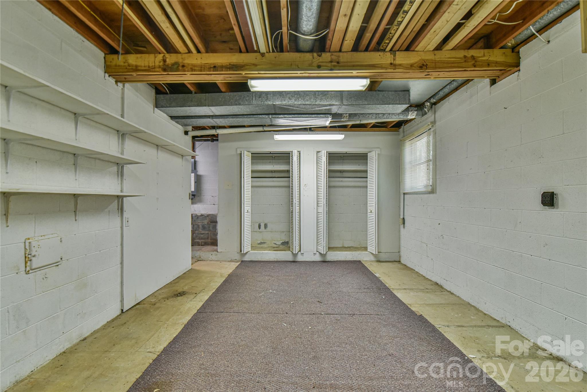 1 Hillcrest Lane — Black Mountain
