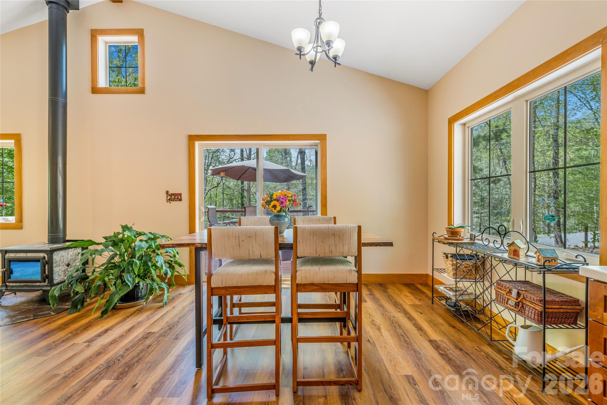 446 Amanda Drive — Mars Hill