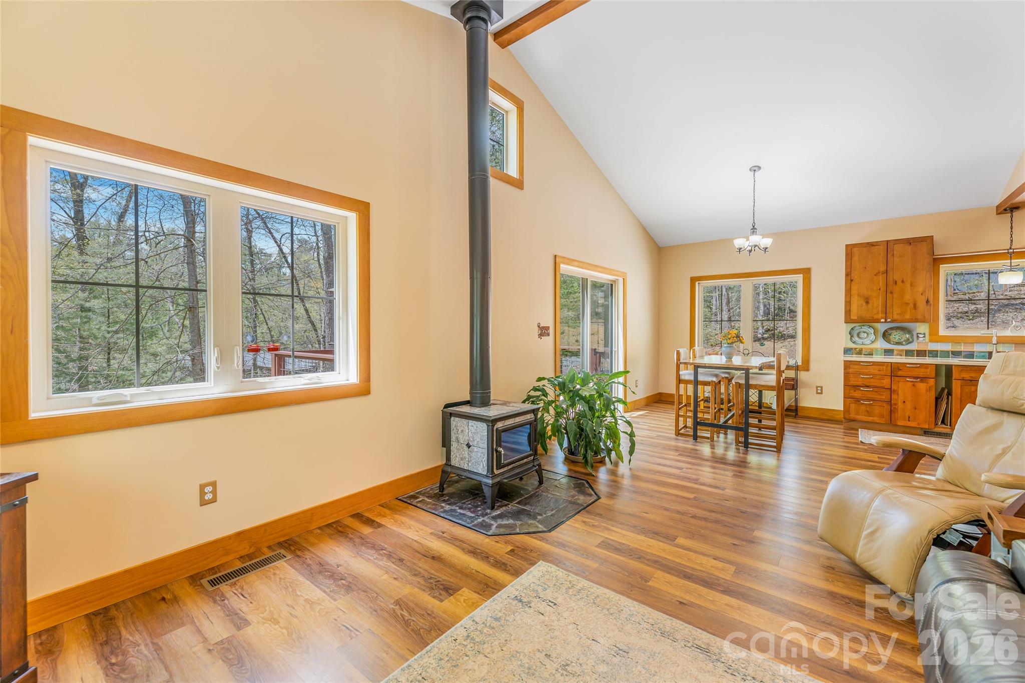 446 Amanda Drive — Mars Hill