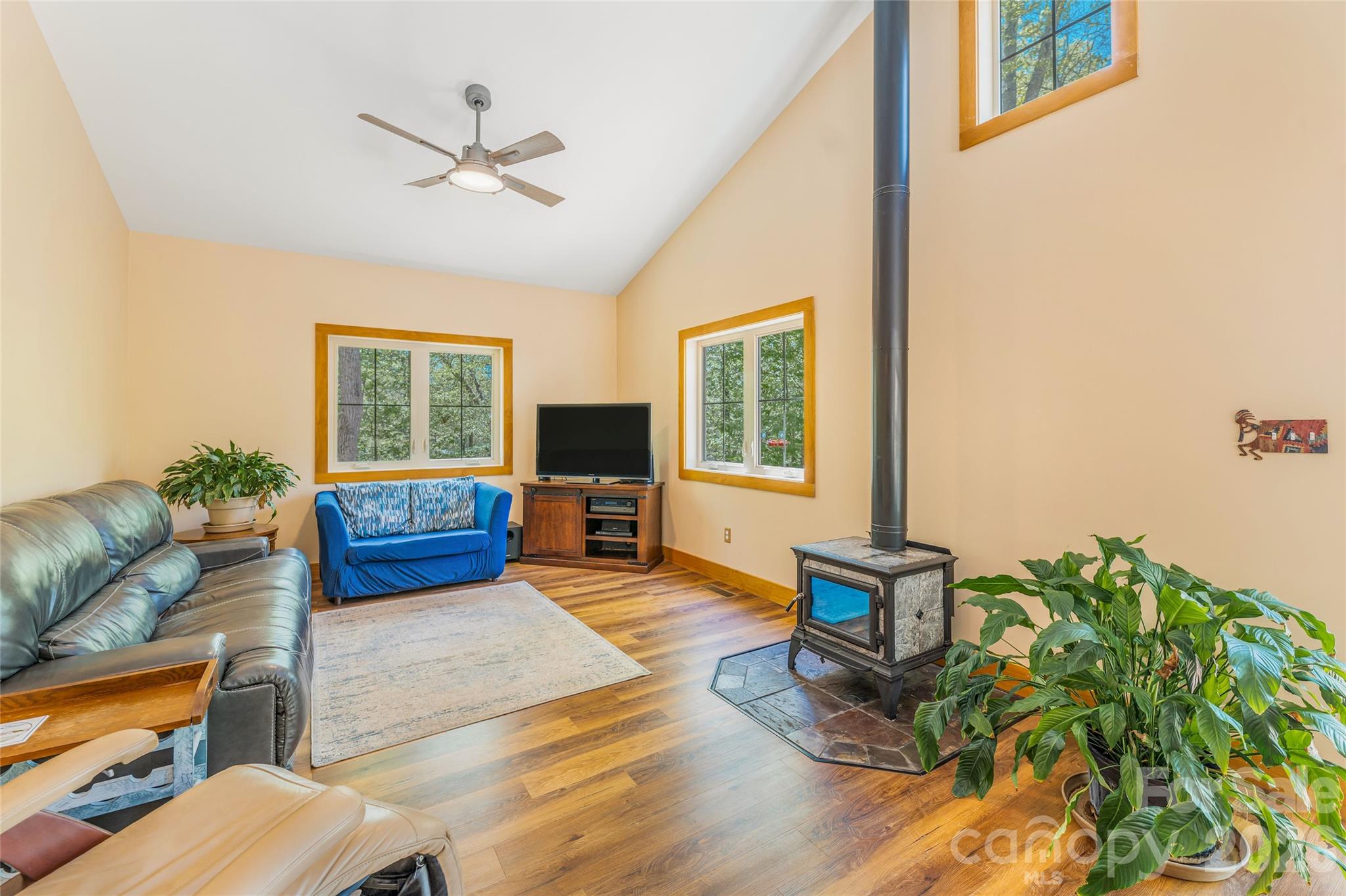 446 Amanda Drive — Mars Hill