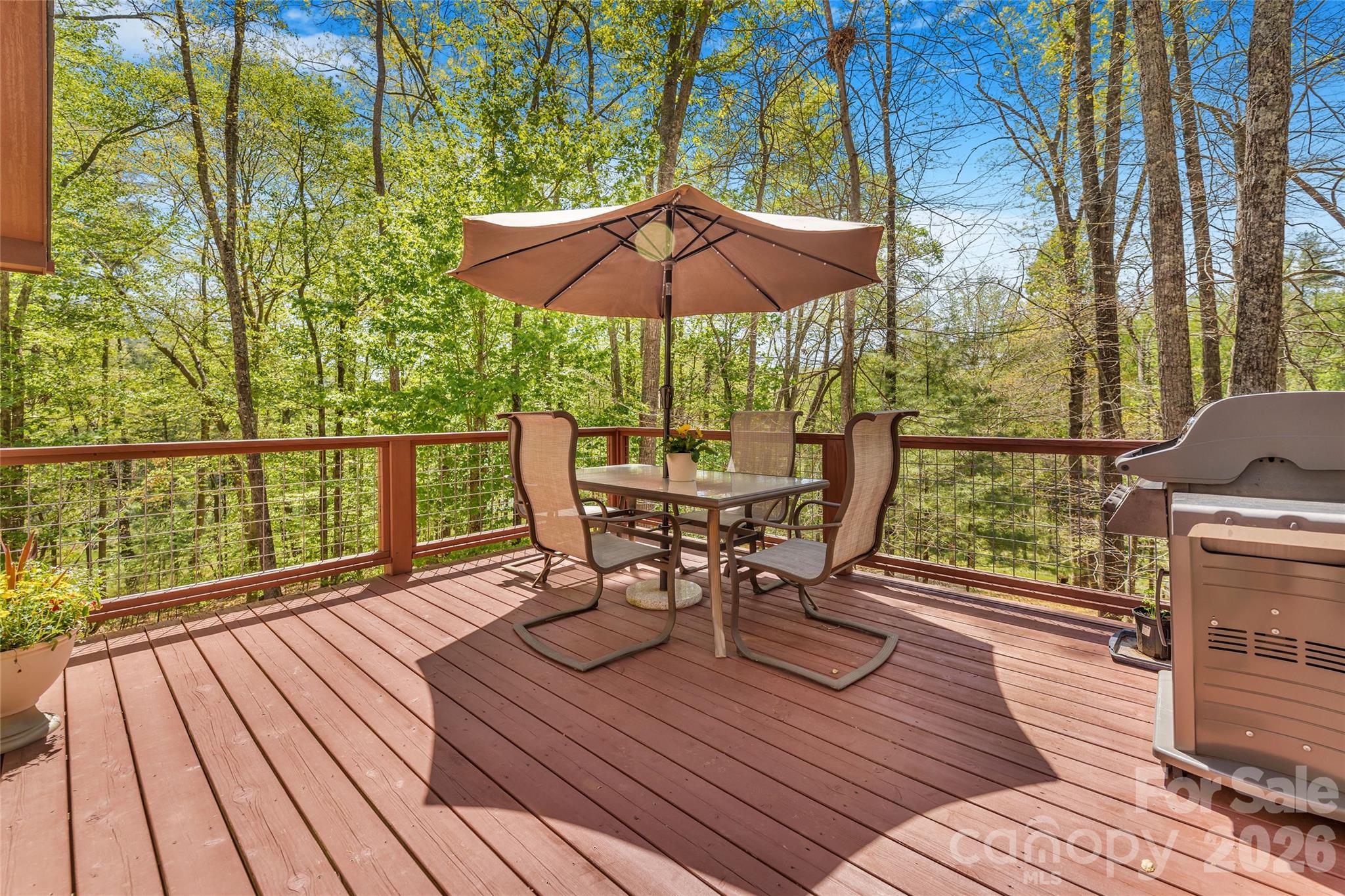 446 Amanda Drive — Mars Hill