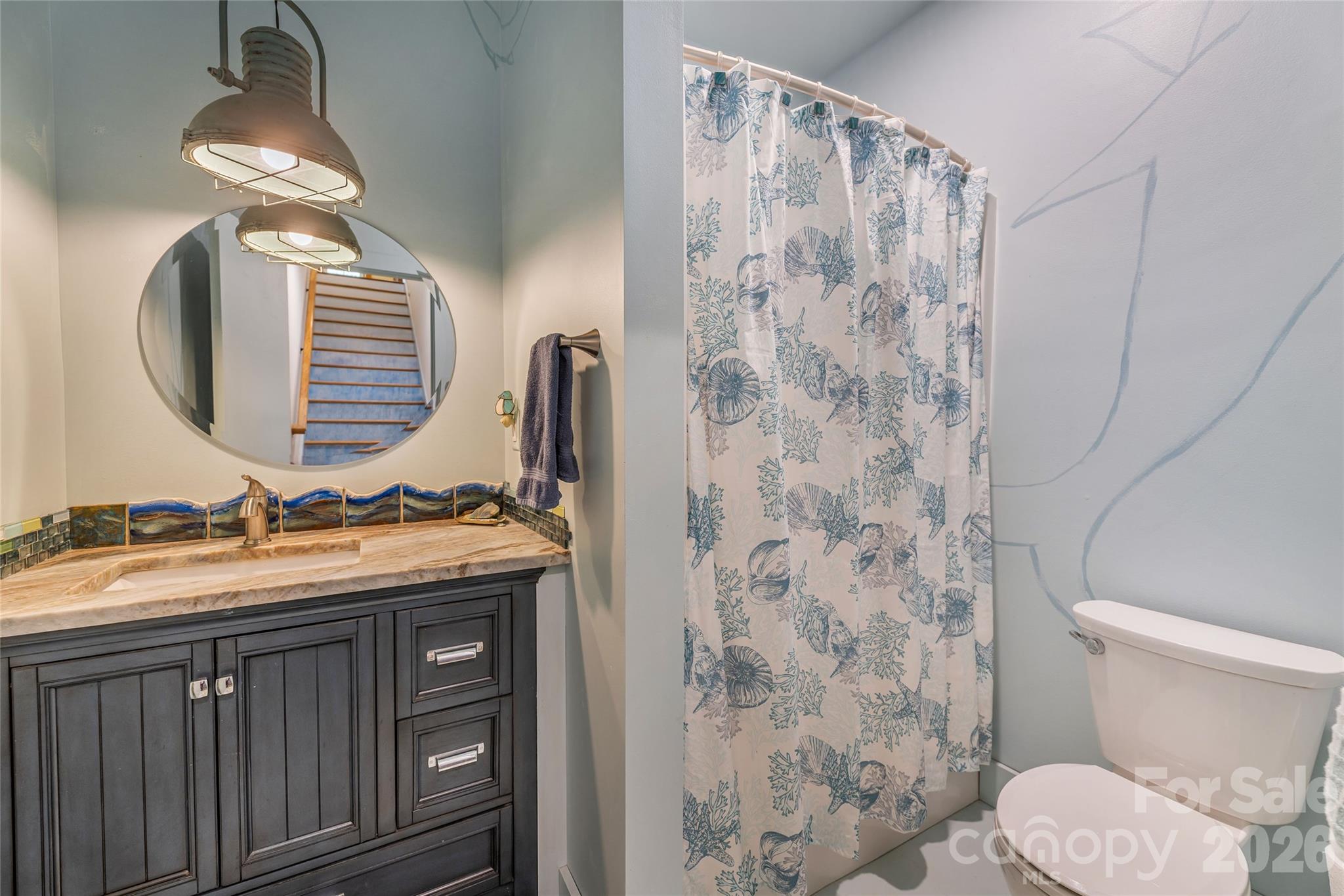 446 Amanda Drive — Mars Hill