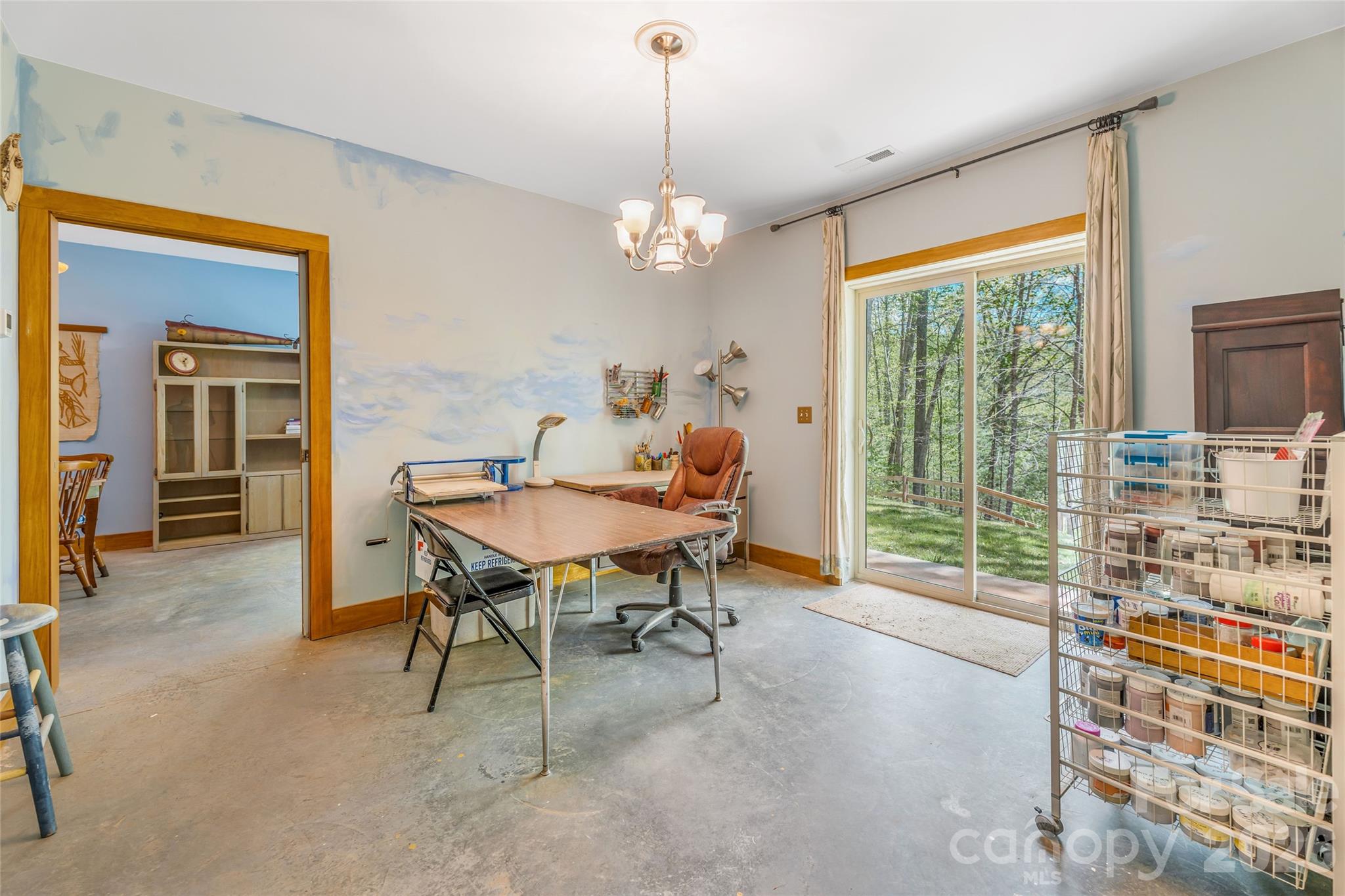 446 Amanda Drive — Mars Hill