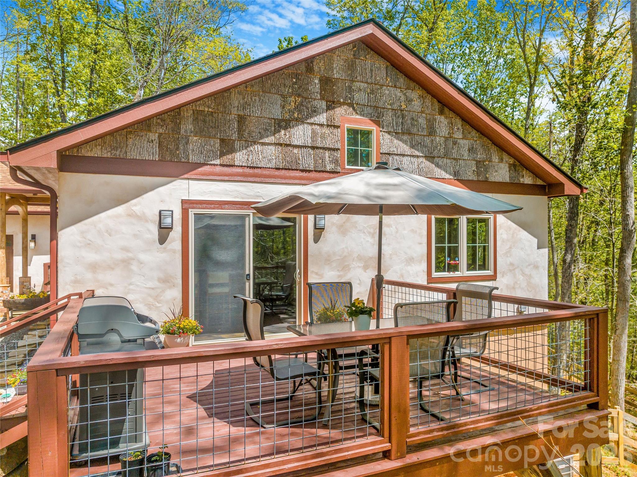 446 Amanda Drive — Mars Hill