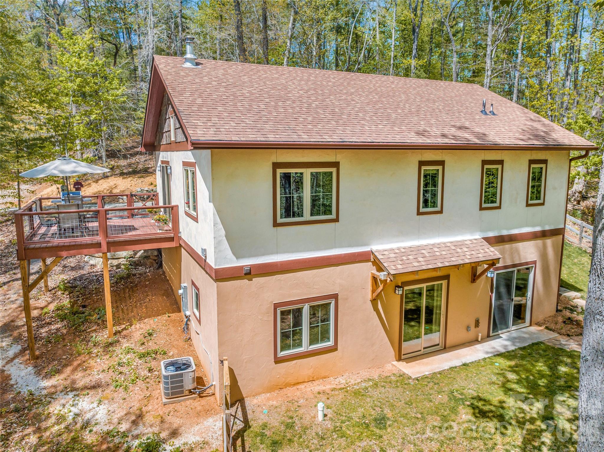 446 Amanda Drive — Mars Hill