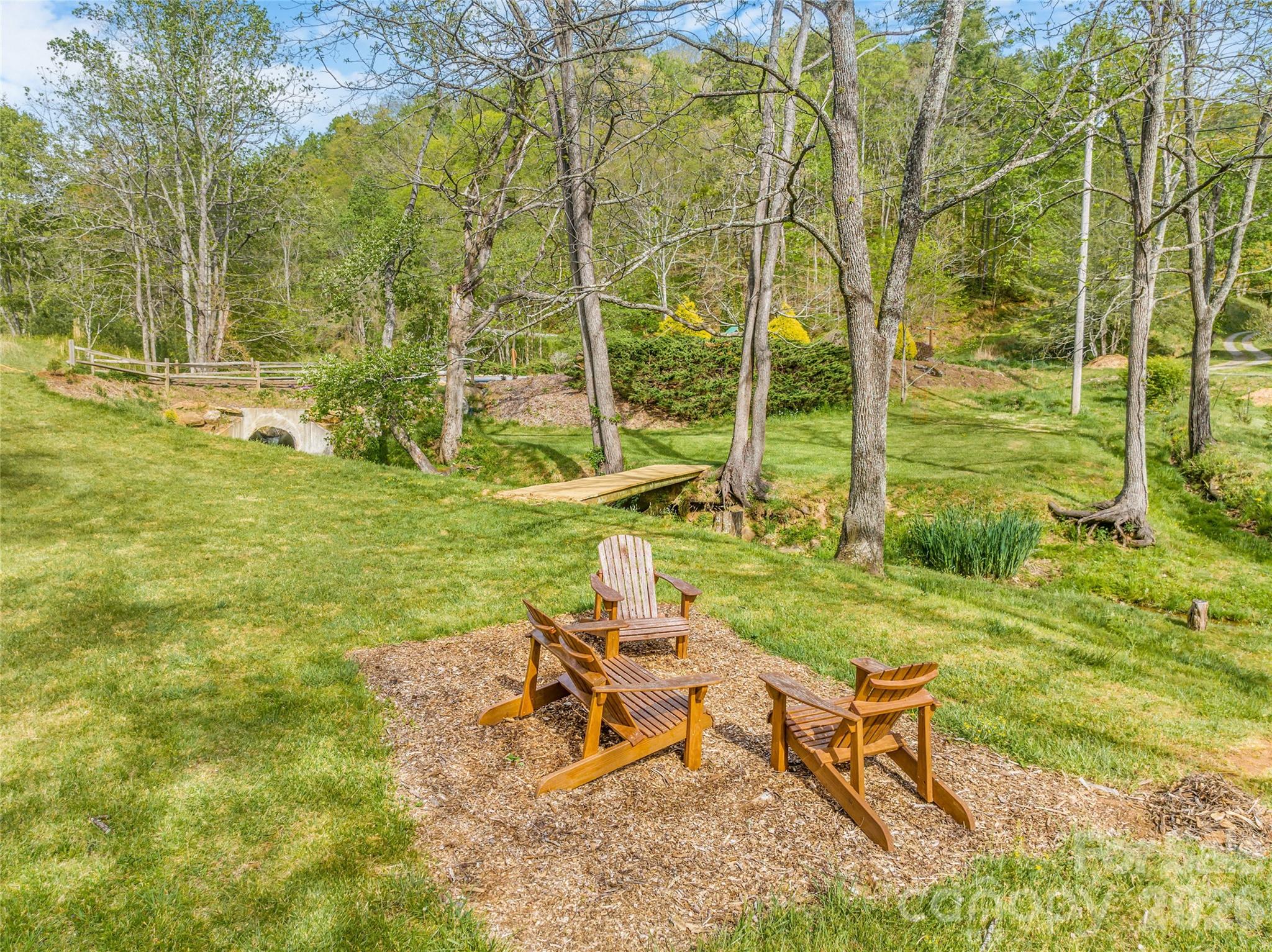 446 Amanda Drive — Mars Hill