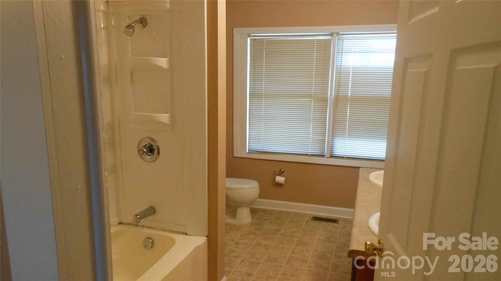 1514 W Walnut Avenue — Gastonia