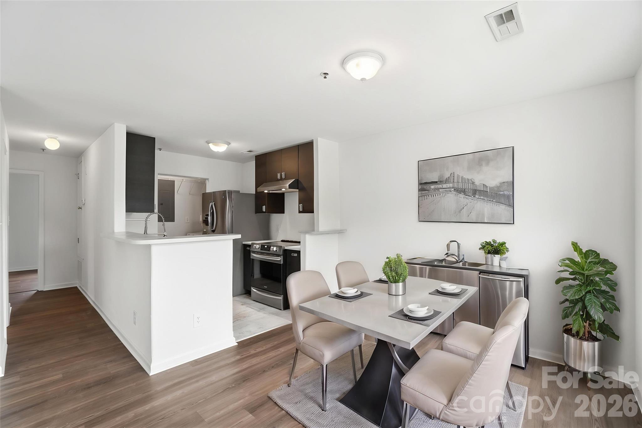 3937 Mohawk Court — Charlotte