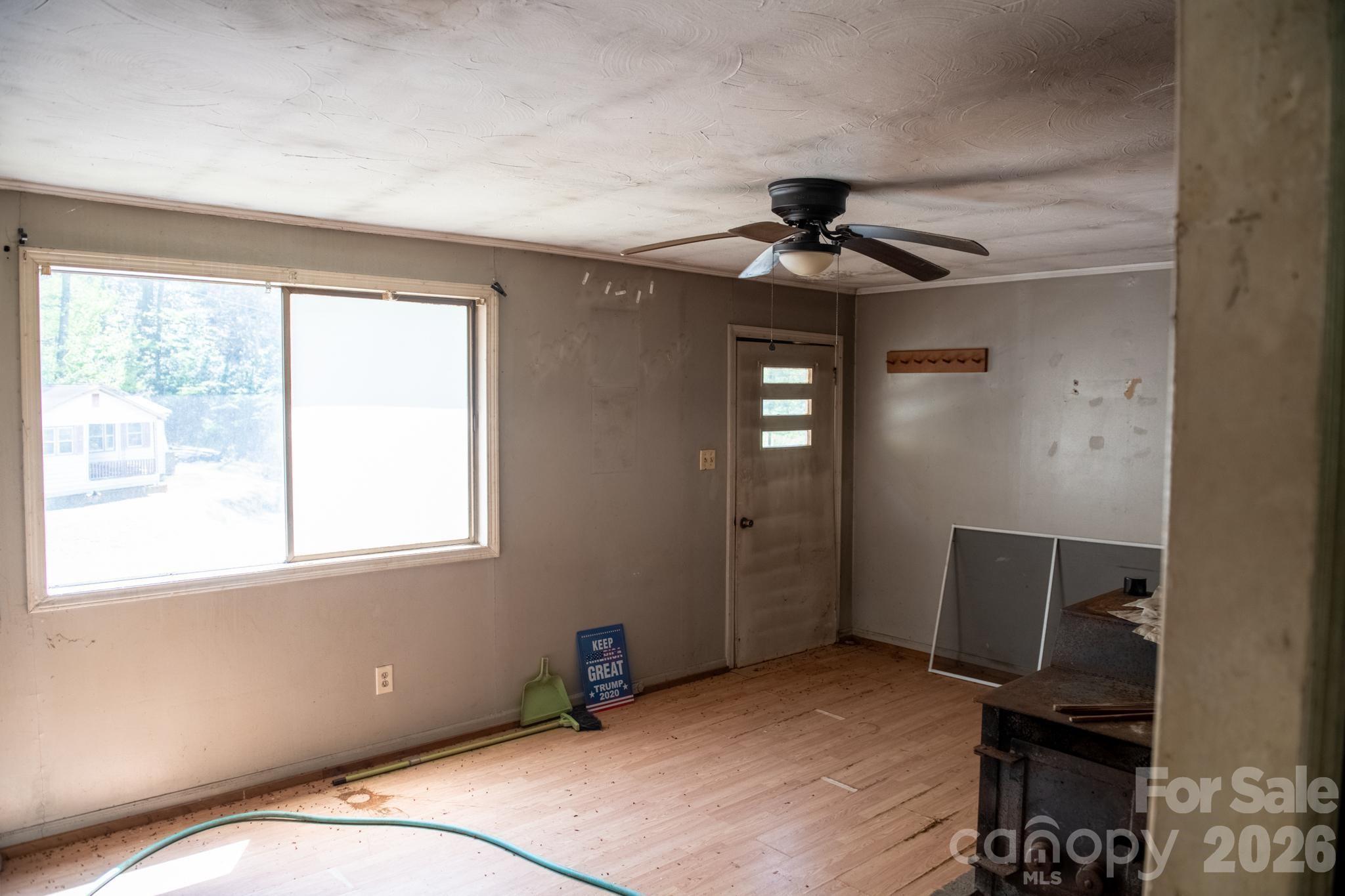 2687 Indian Grave Road — Lenoir