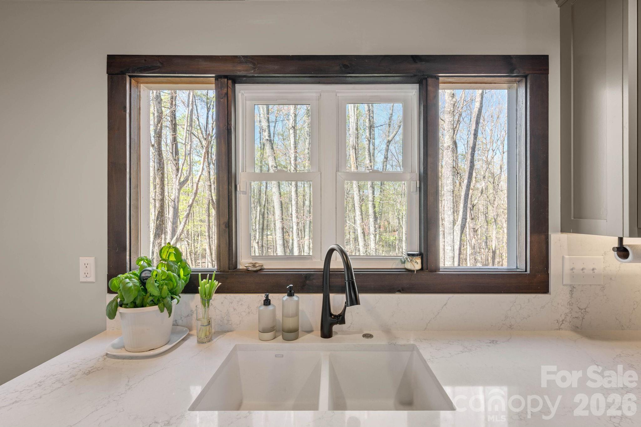 25 Briar Ridge Lane — Nebo