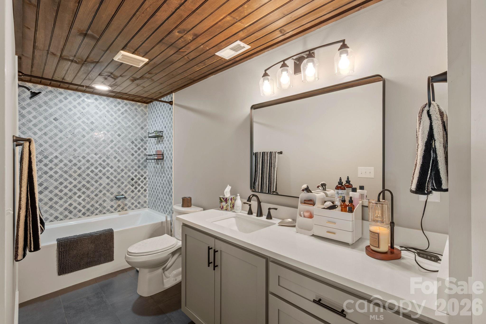 25 Briar Ridge Lane — Nebo