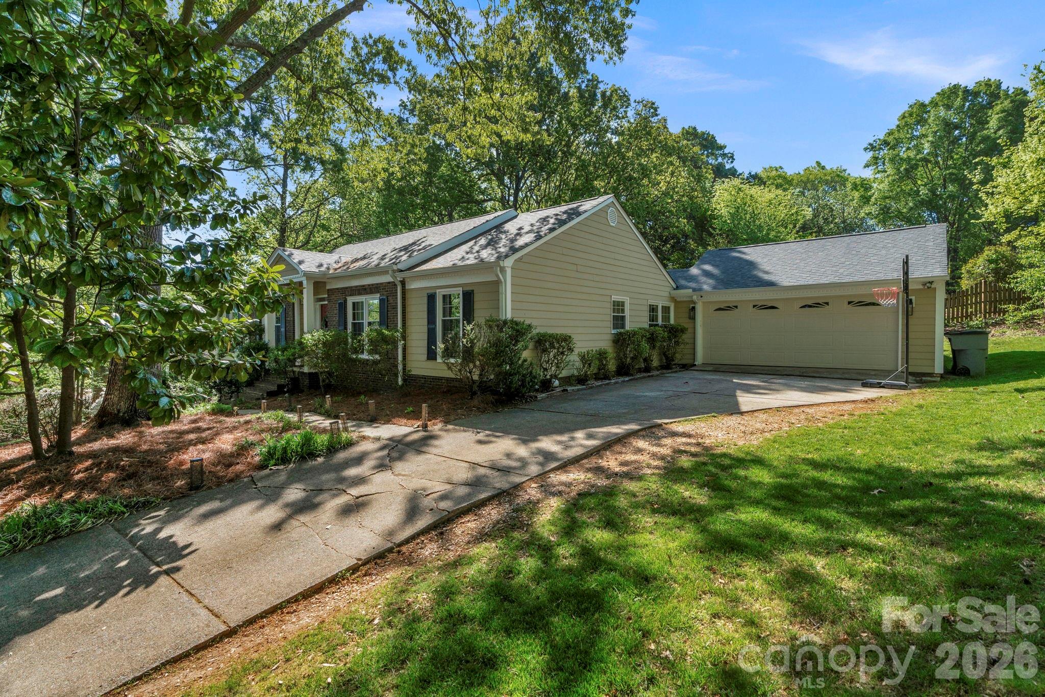 8633 Ducksbill Drive — Charlotte