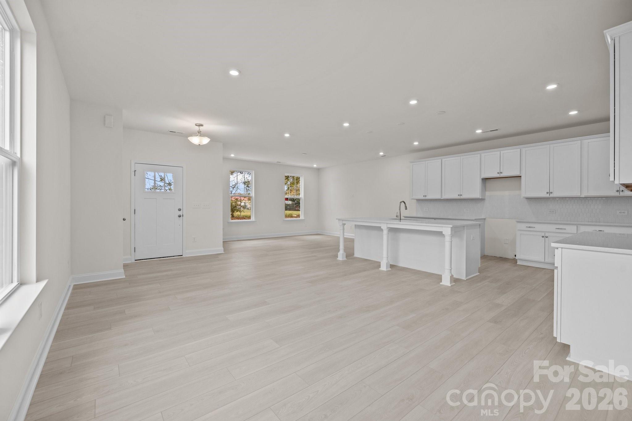 2926 Clyde Drive — Charlotte