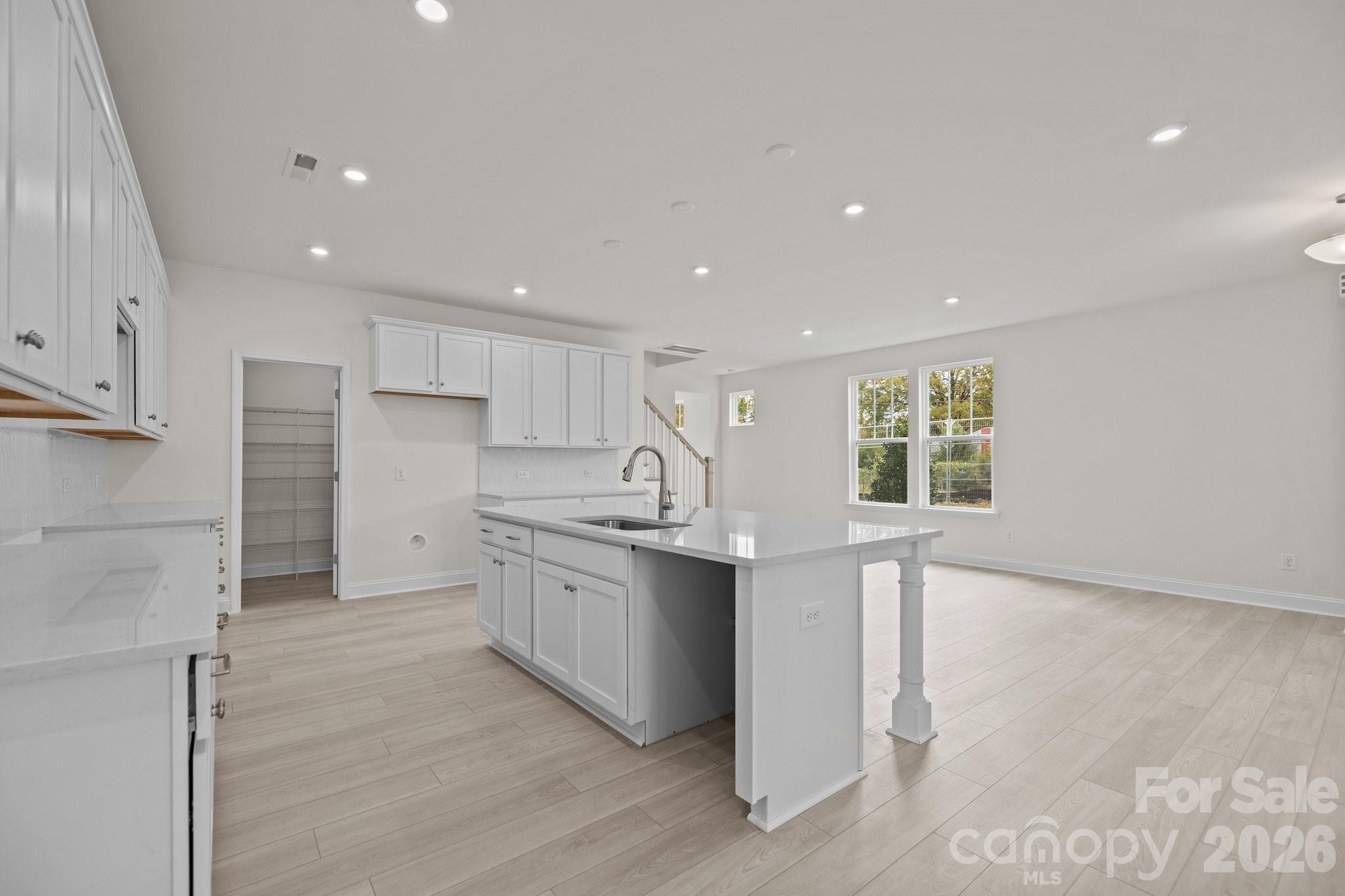 2926 Clyde Drive — Charlotte