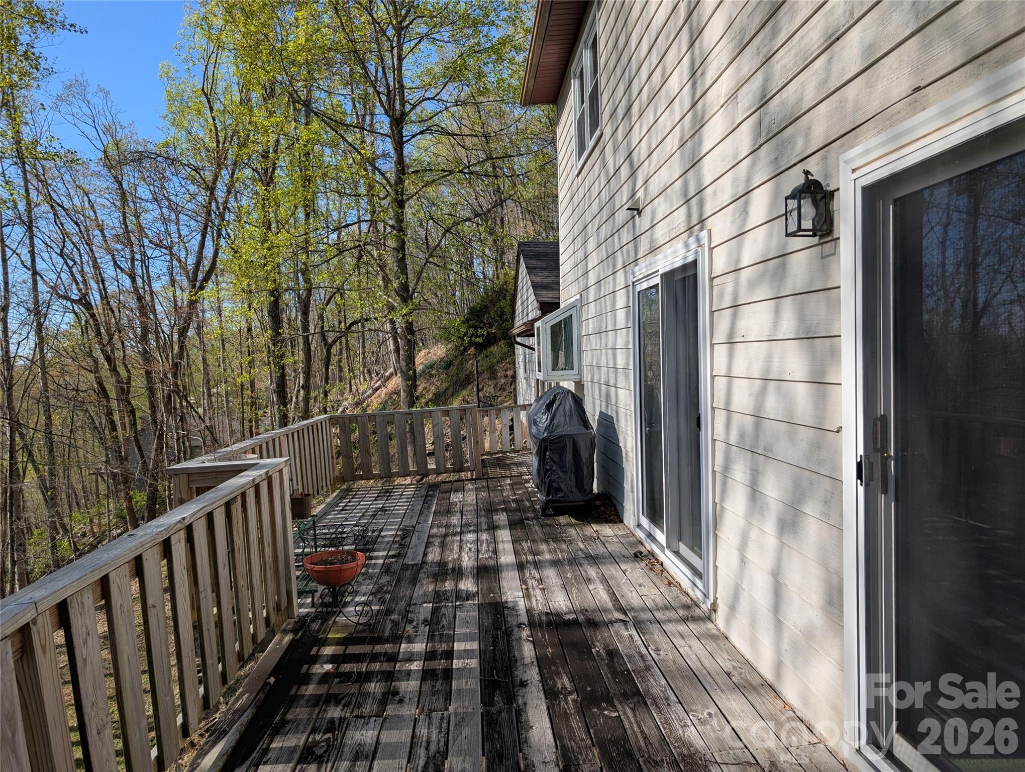 4 Wild Dogwood Trail — Mills River