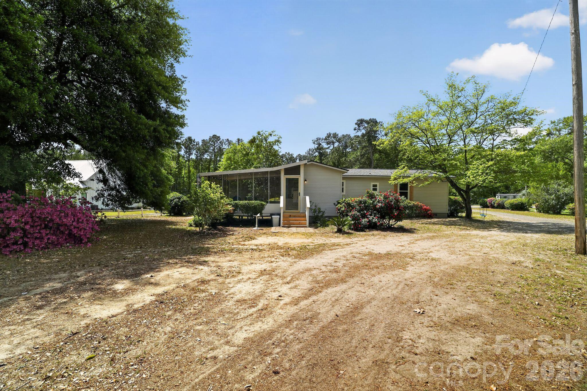 1724 Camp Shelor Drive — Manning