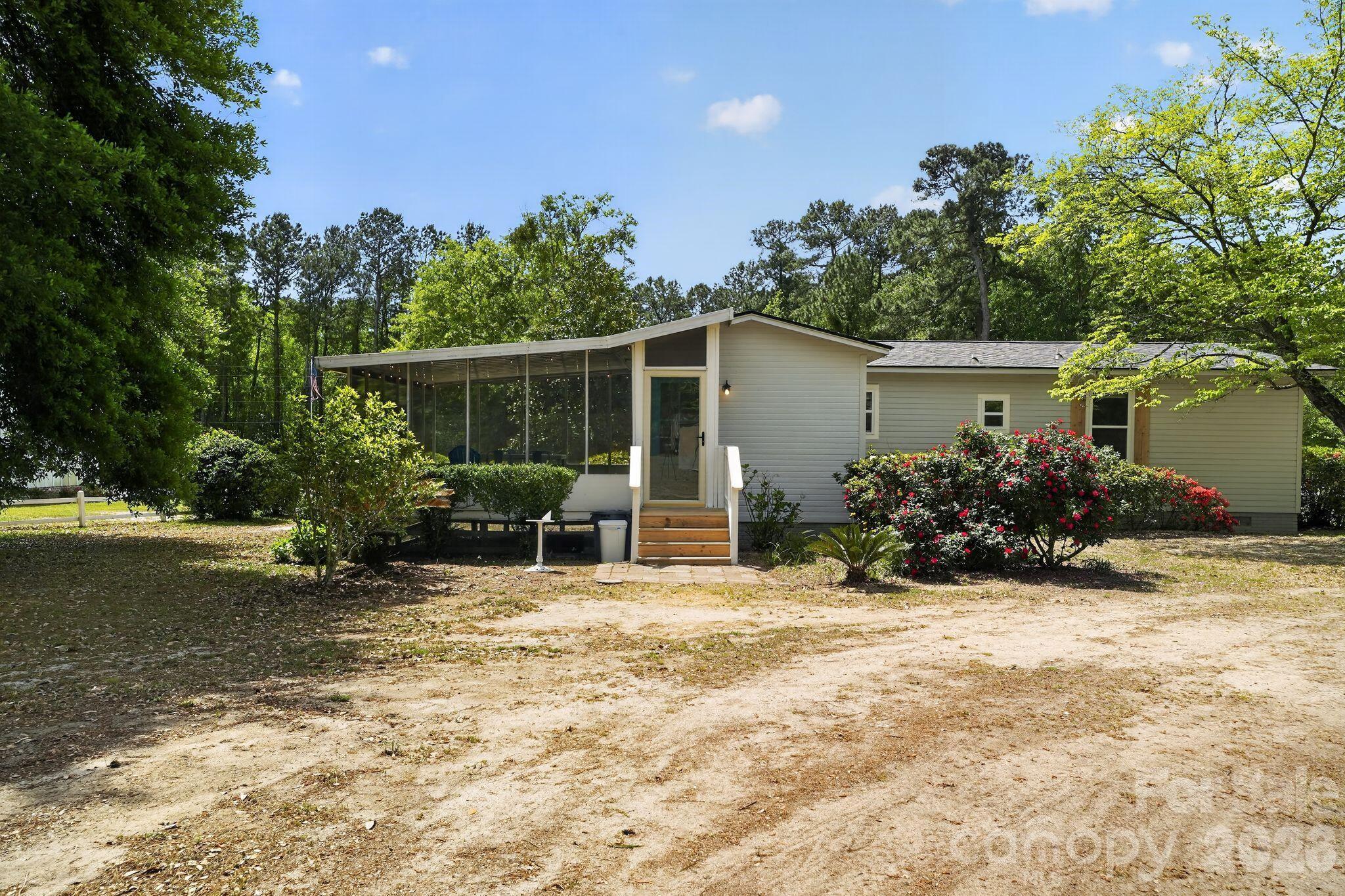 1724 Camp Shelor Drive — Manning