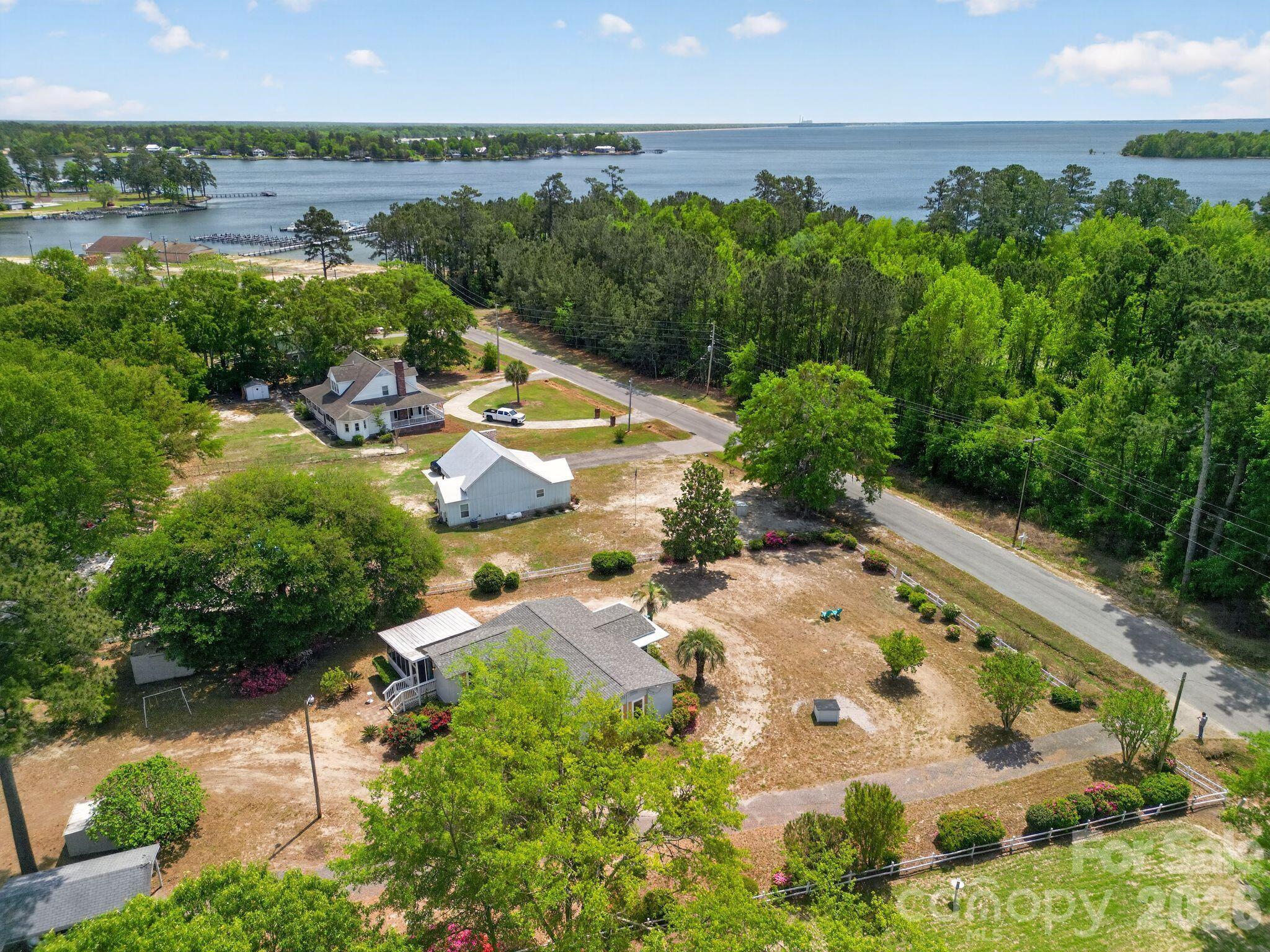 1724 Camp Shelor Drive — Manning