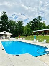 37 Coyote Drive — Marion