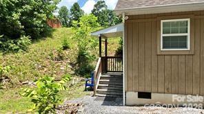 37 Coyote Drive — Marion