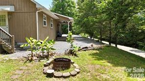 37 Coyote Drive — Marion