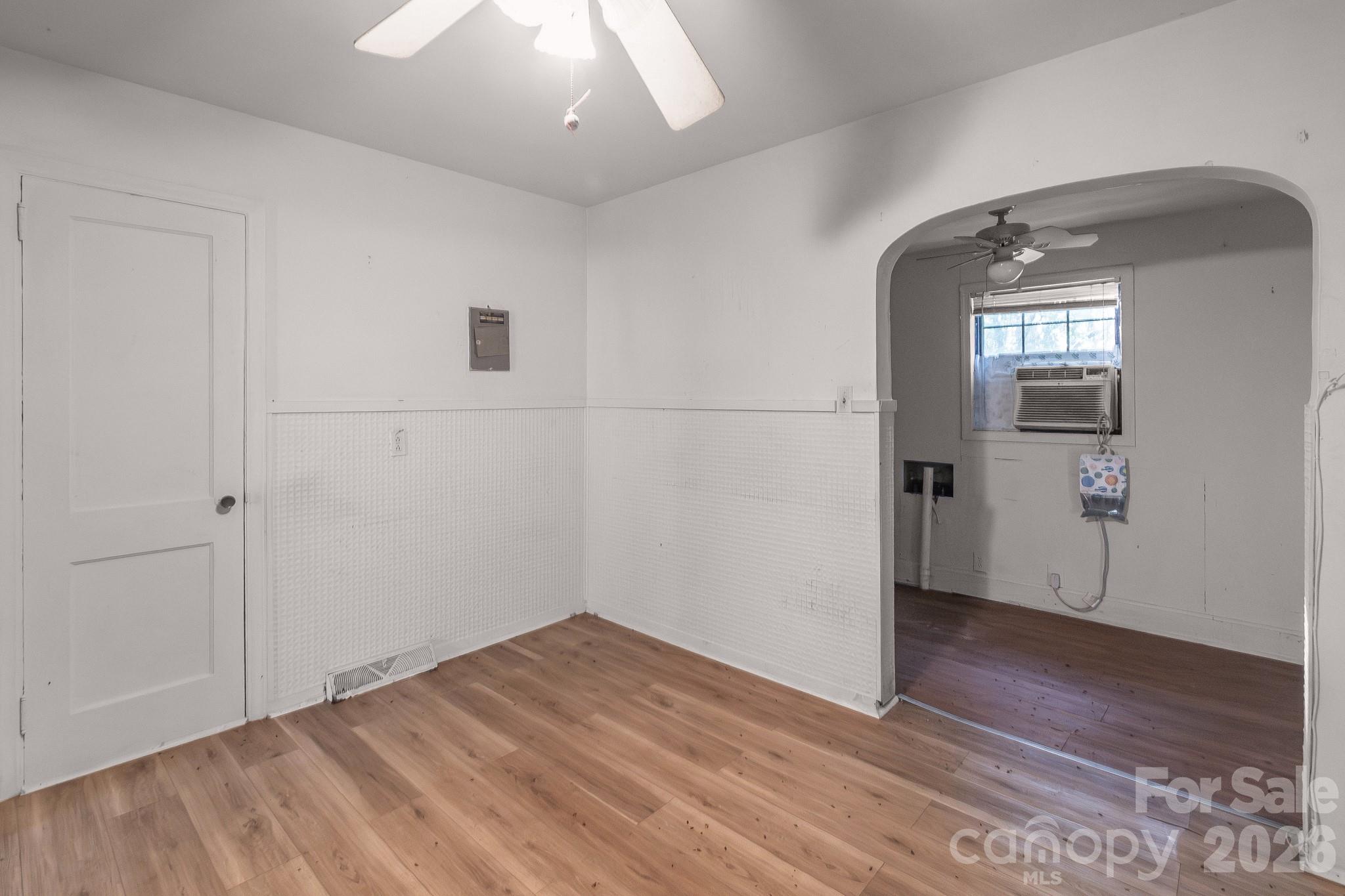 4430 W Tyvola Road — Charlotte