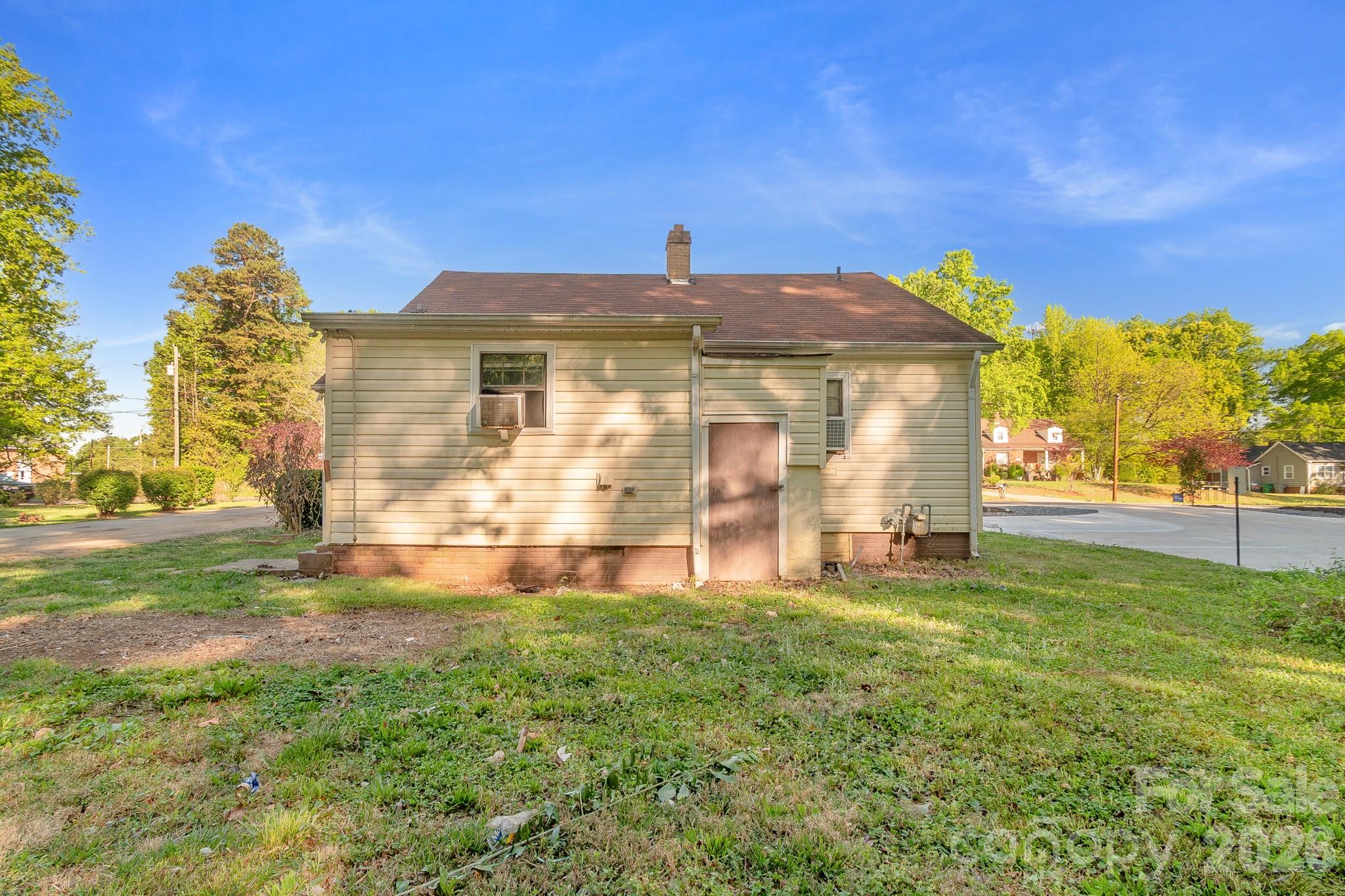 4430 W Tyvola Road — Charlotte