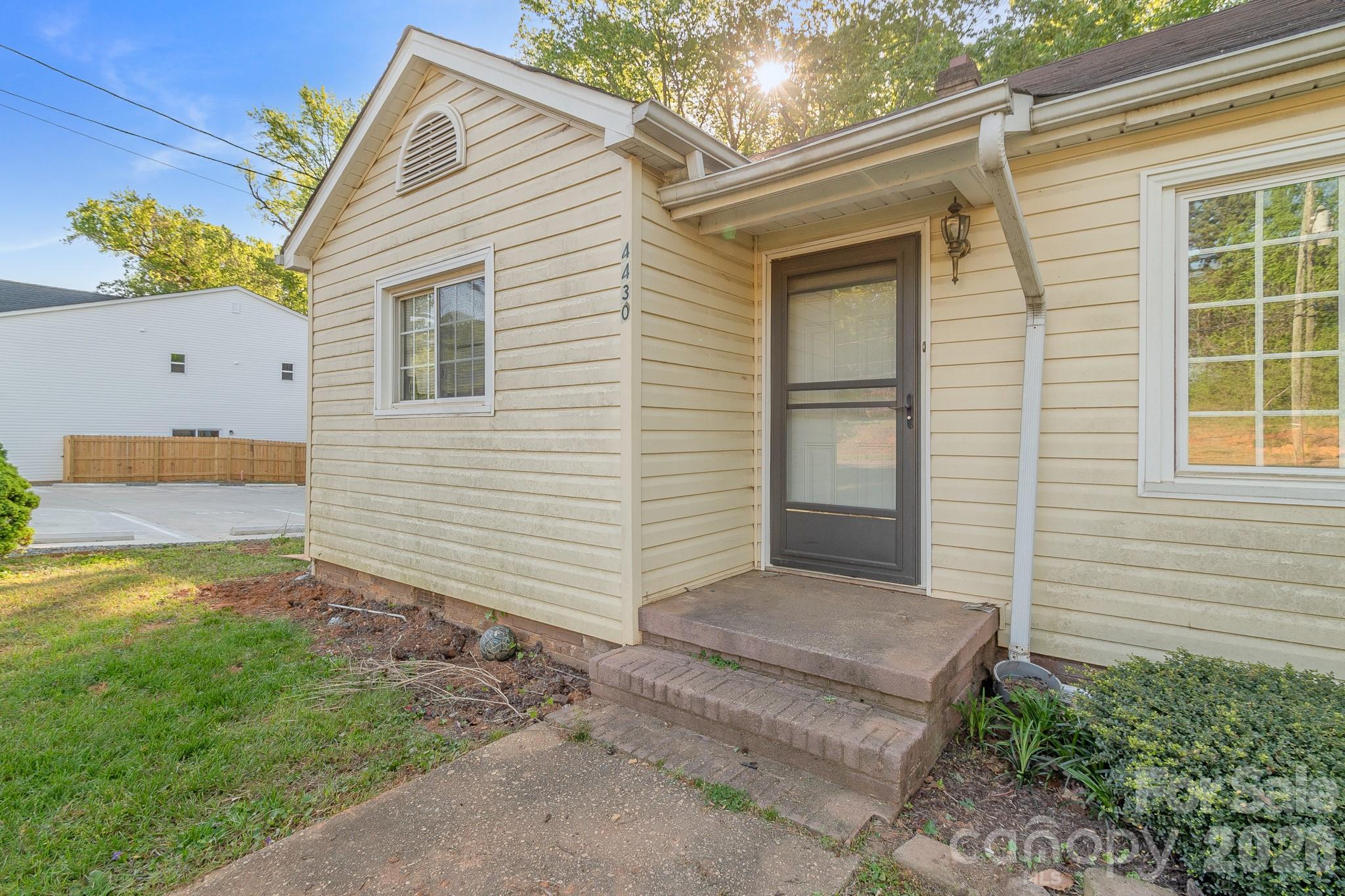 4430 W Tyvola Road — Charlotte