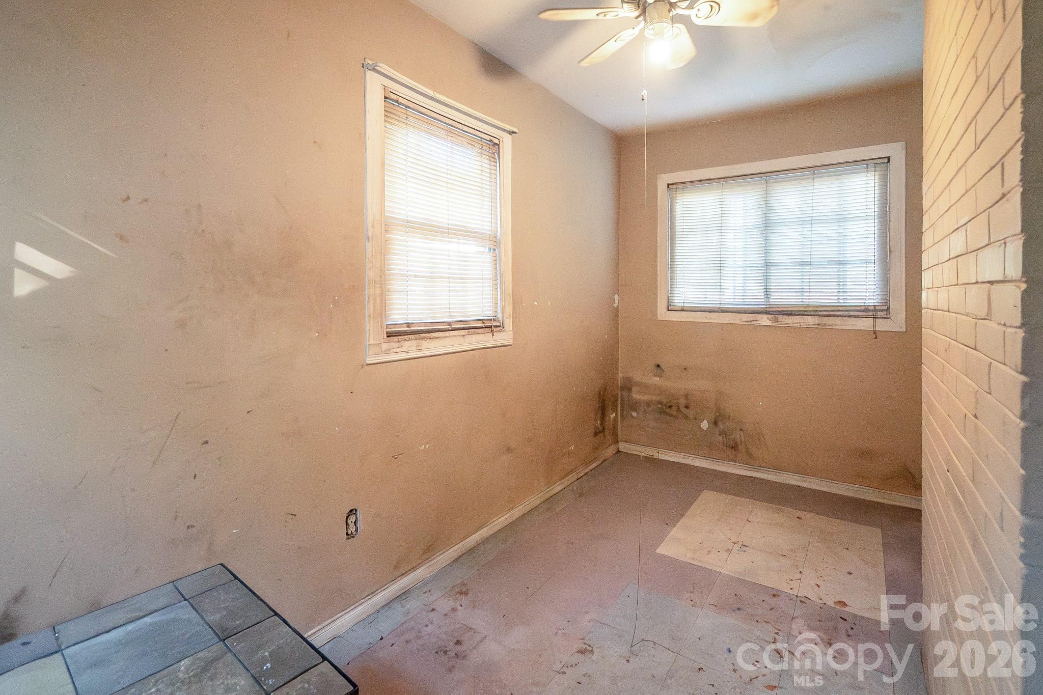 4430 W Tyvola Road — Charlotte