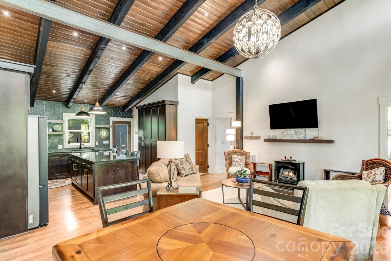 90 Summitt Street — Waynesville