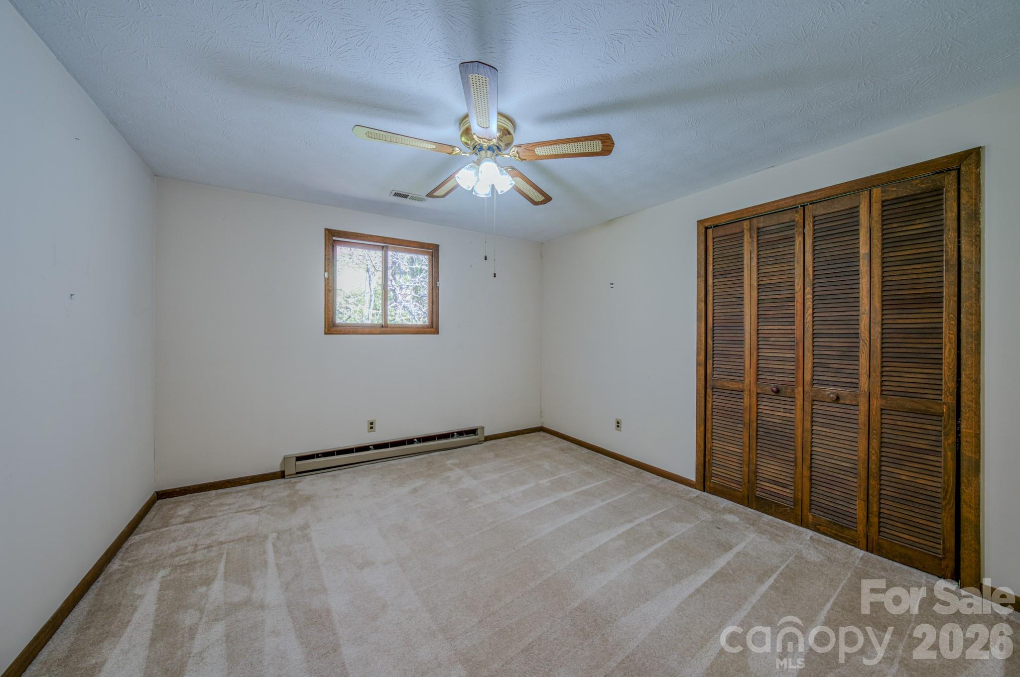 42 Camelfield Road — Weaverville
