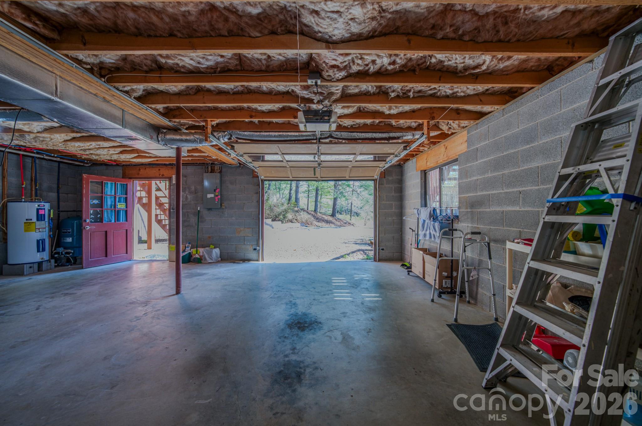 42 Camelfield Road — Weaverville