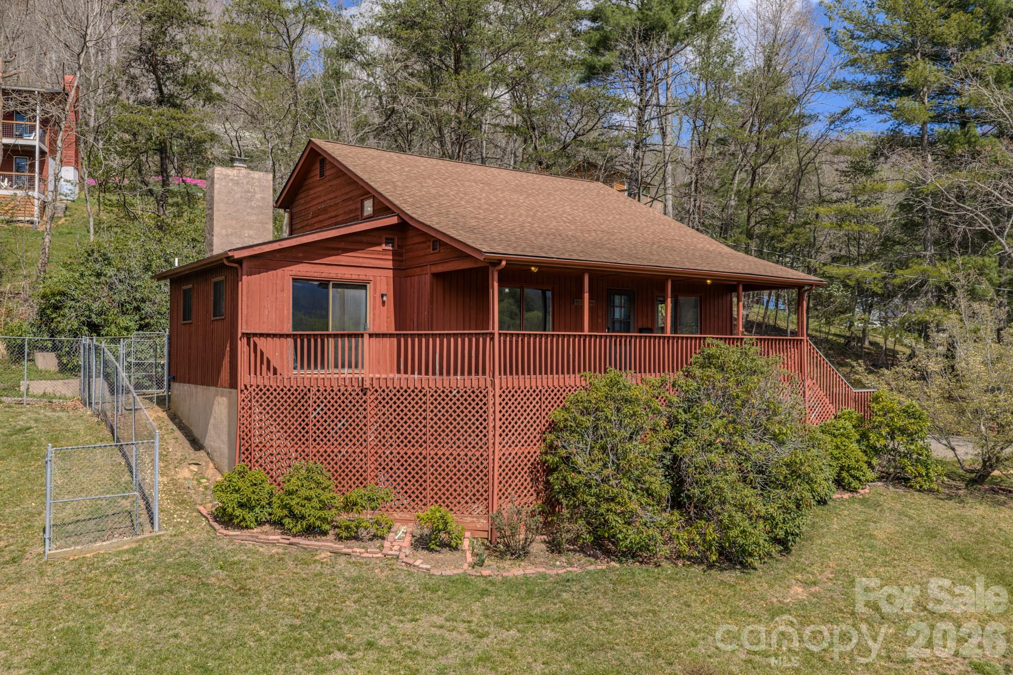 42 Camelfield Road — Weaverville