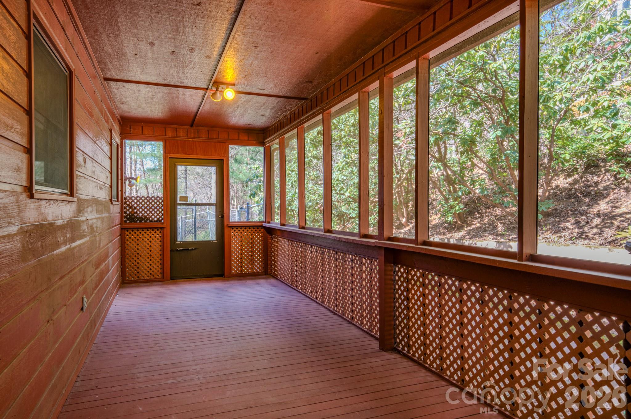 42 Camelfield Road — Weaverville