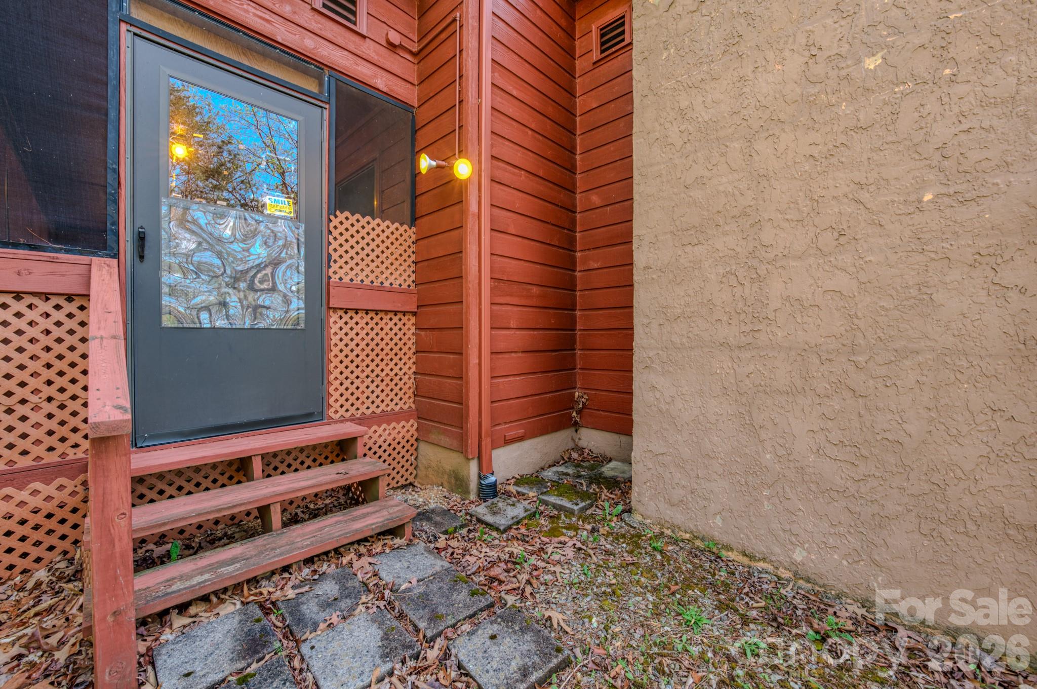 42 Camelfield Road — Weaverville