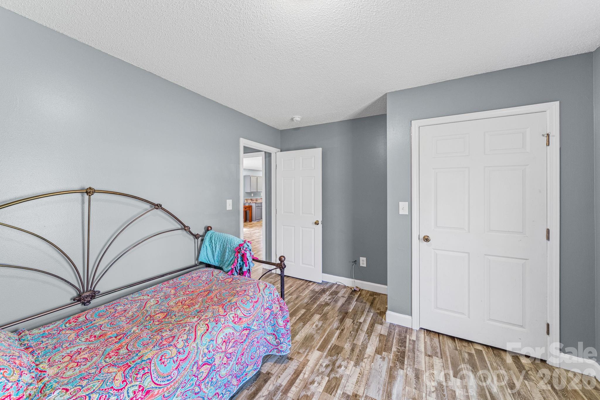 1024 Daniel Drive — Stanley